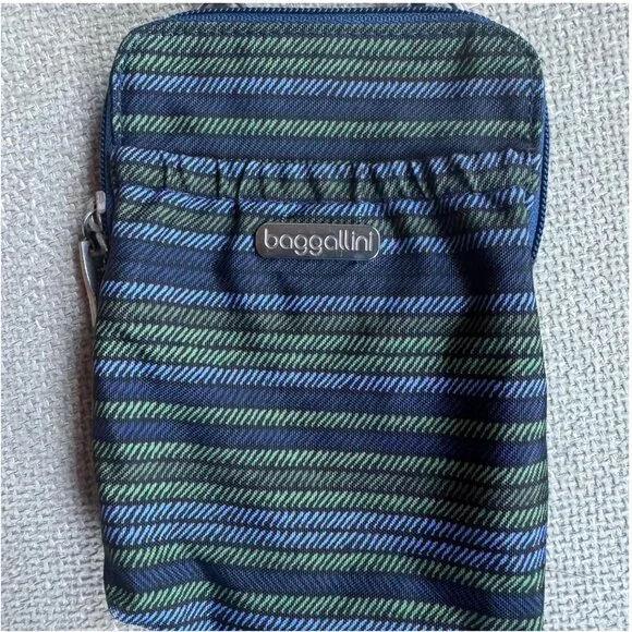 Bagallini mini nylon crossbody bag - Picture 2 of 4